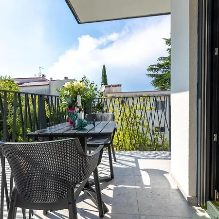 Areca Luxury Apartment