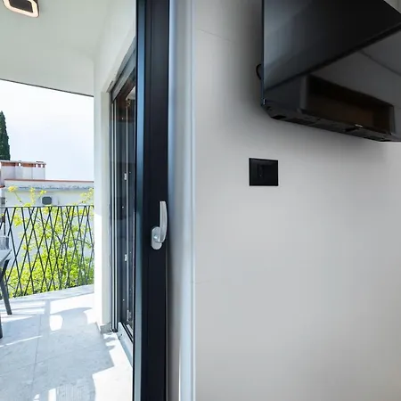 Areca Luxury Apartment